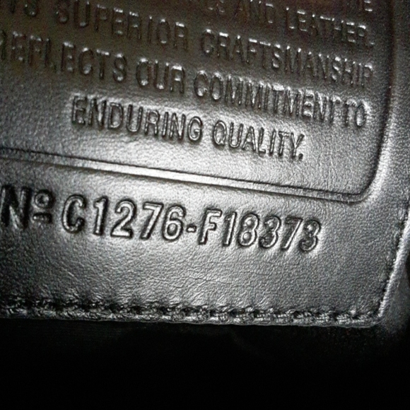 Coach Signature Diaper Messenger Bag, EUC-NO OFFERS - Picture 13 of 15